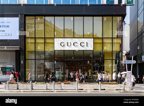 gucci shinjuku flagship|tokyo flagship shops.